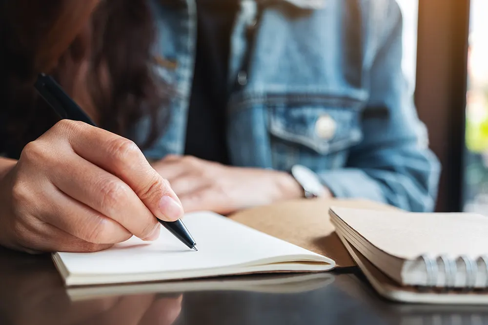 Escribe tus intenciones o gratitudes