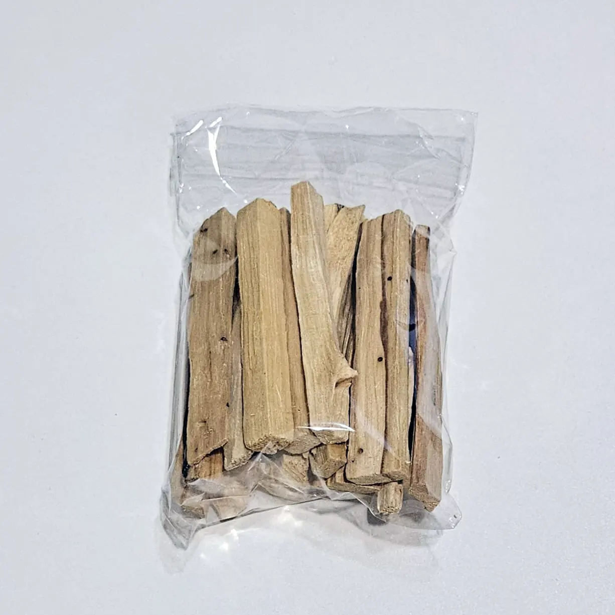 Palo Santo natural para quemar (100 g) - Imagen 2