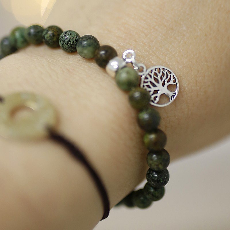 Pulsera de Turquesa Africana con Dije de Árbol de la Vida
